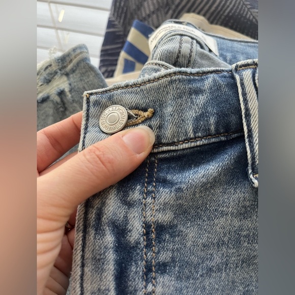 Abercrombie Super Skinny Ankle High Rise Medium Wash Jeans Women’s Size 25S NWT - Picture 15 of 16